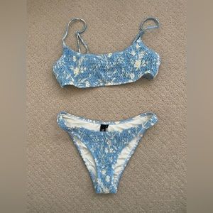 Triangle bikini set blue and white floral